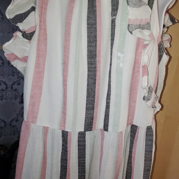 Cute Drop Waist Dress with Fluttery Sleeves - Picture 7 of 7